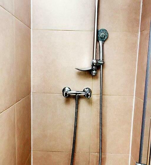 Четырехместный Номер Стандарт, Kings Cross Hotel London