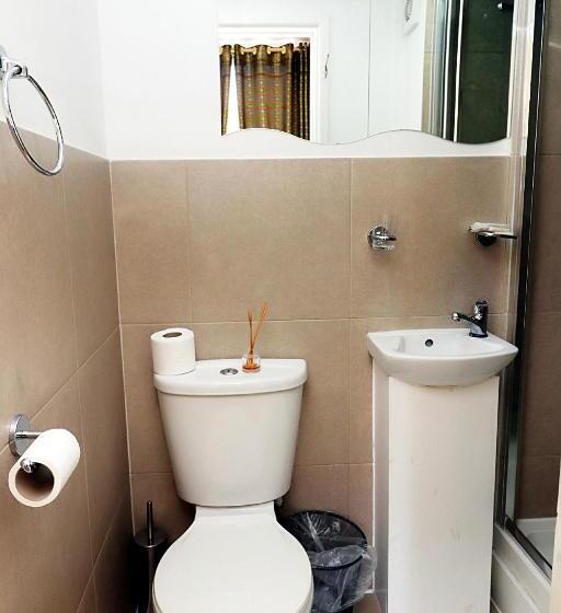 غرفة قياسية فردية, Kings Cross Hotel London