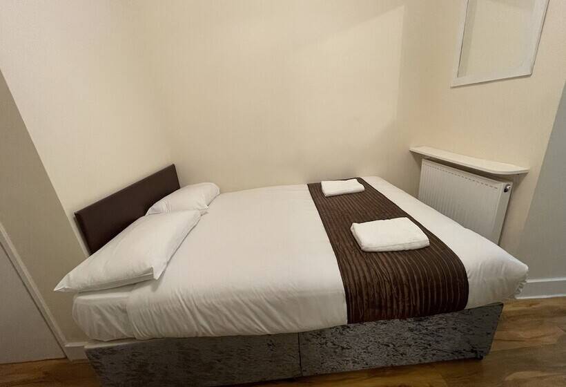 Номер Стандарт Трехместный, Kings Cross Hotel London