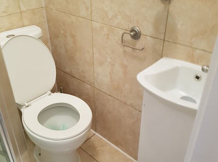 Номер Стандарт, Kings Cross Hotel London