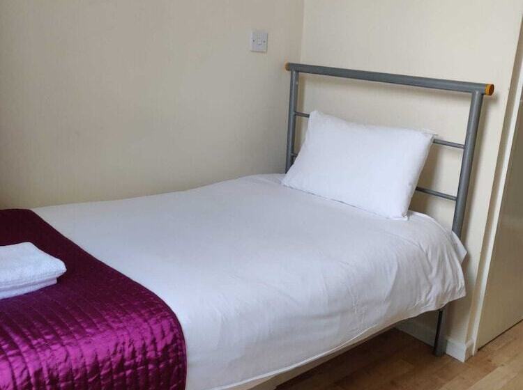 Номер Стандарт Индивидуальный, Kings Cross Hotel London