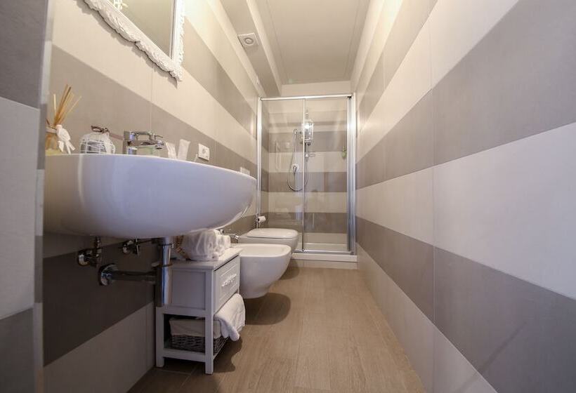 اتاق استاندارد, La Vecchia Tenenza B&b
