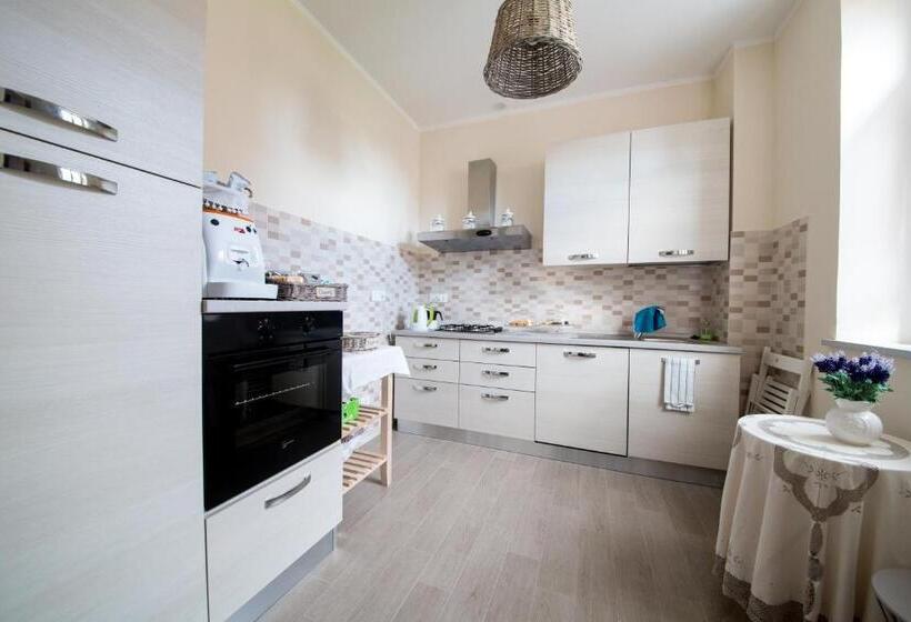 Апартаменты Deluxe 1 Спальня, La Vecchia Tenenza B&b