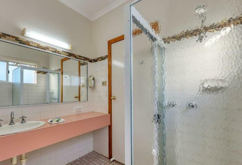 이그제큐티브 룸, Chinchilla Great Western Motor Inn