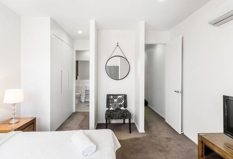 带泳池景观及3个卧室的公寓, The Butter Factory Byron Bay