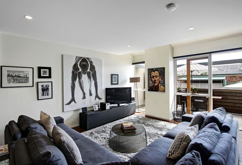 带泳池景观及3个卧室的公寓, The Butter Factory Byron Bay