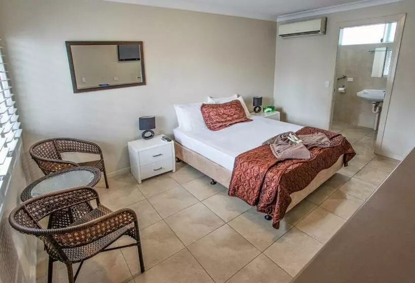 اتاق استاندارد, Tropicana Motel