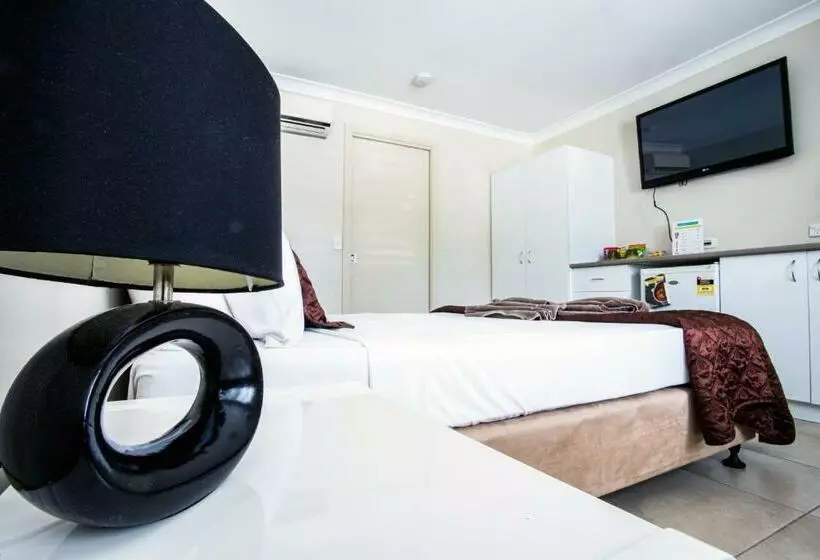 اتاق استاندارد, Tropicana Motel