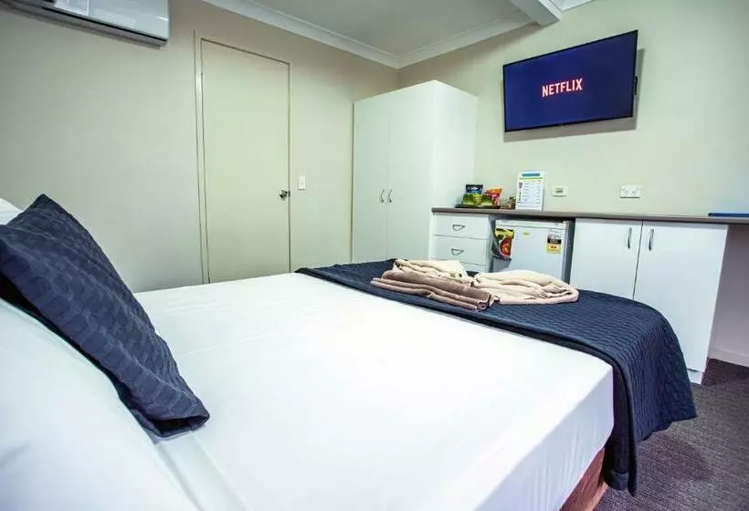 اتاق لوکس, Tropicana Motel