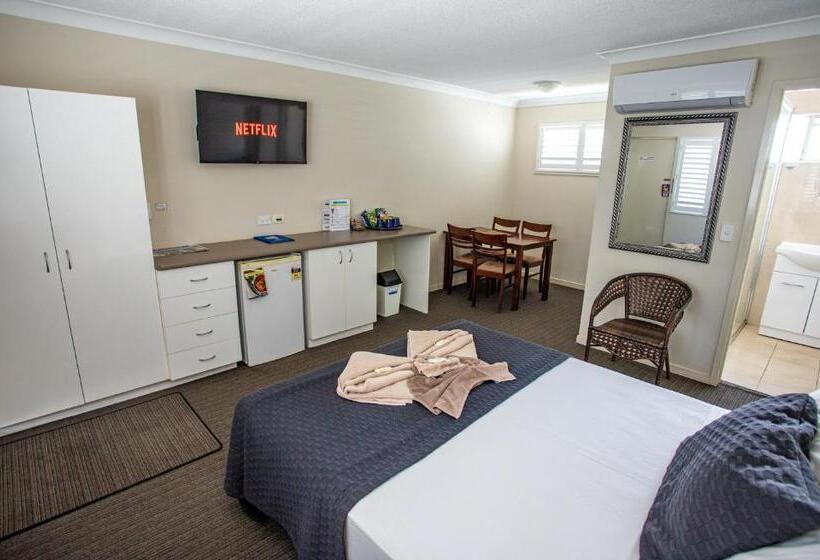 Семейный Номер Deluxe, Tropicana Motel