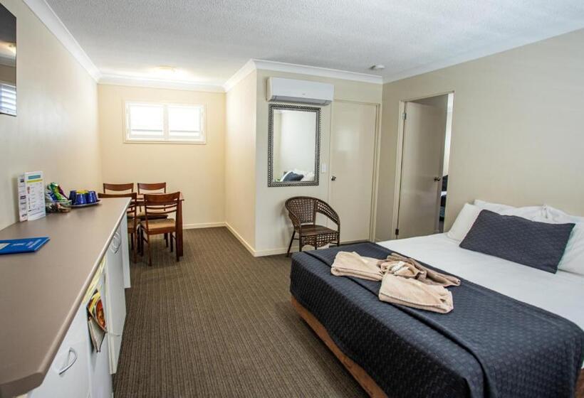 Семейный Номер Deluxe, Tropicana Motel