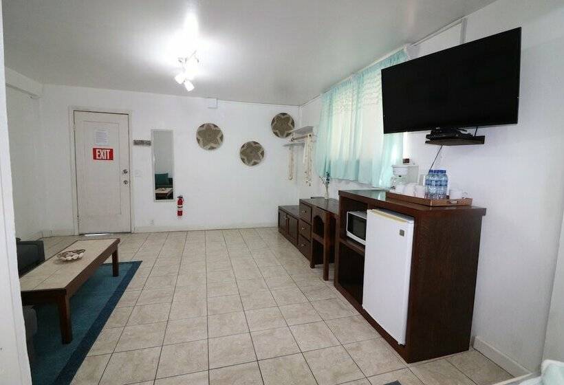 디럭스 4인 룸, Parham Plaza