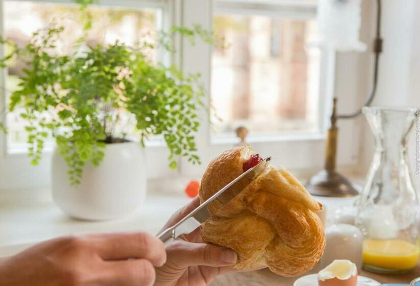 Номер Стандарт, Altstadthotel Treysa