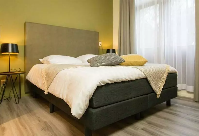 اتاق استاندارد یک نفره, Bed & Breakfast Van Marion