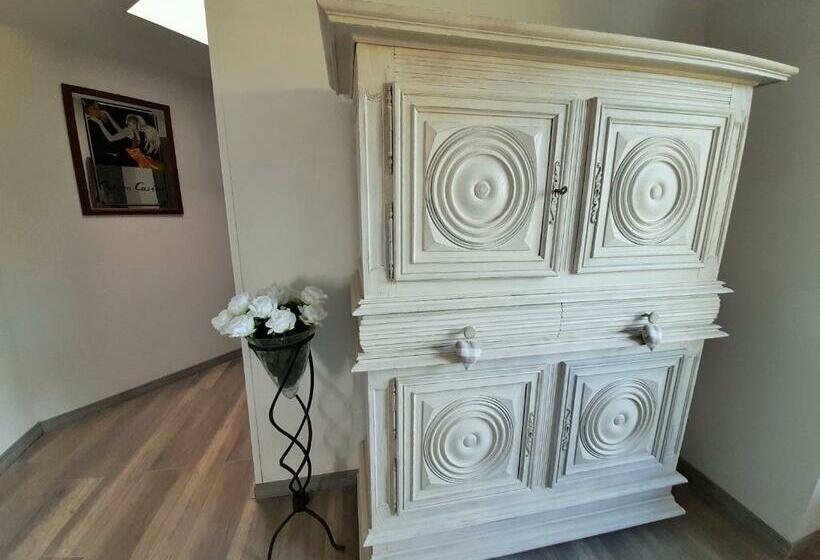 غرفة قياسية مطلّة علي البحر, Villa Chateau Les Terrasses, Tamaris, Vues Mer Exceptionnelles Au Calme, Mer Et Plage à 2mn à Pied