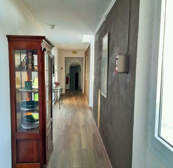 غرفة قياسية مطلّة علي البحر, Villa Chateau Les Terrasses, Tamaris, Vues Mer Exceptionnelles Au Calme, Mer Et Plage à 2mn à Pied