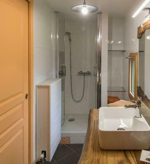 חדר סטנדרט לארבעה, Chambres D Hôtes