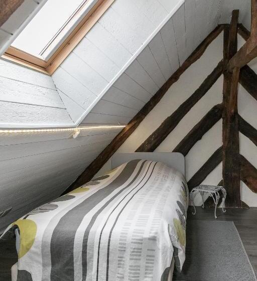 חדר משפחתי, Chambres D Hôtes