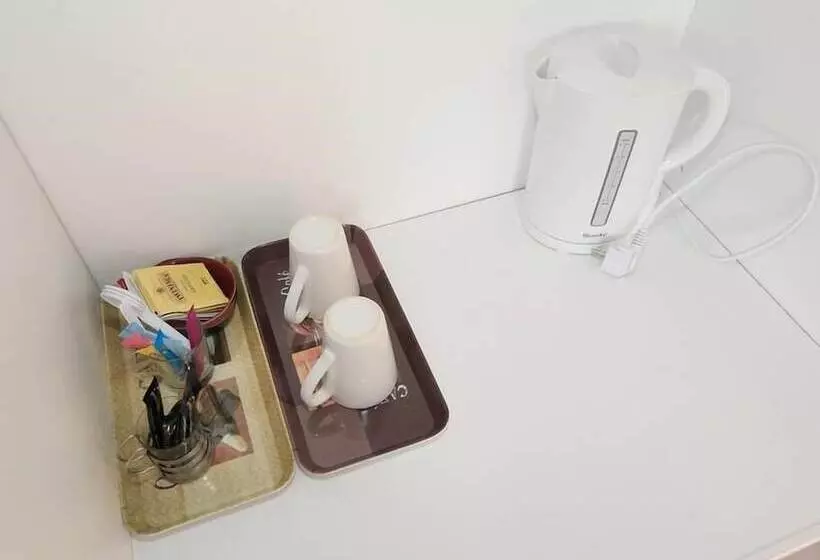Standard Værelse, Lavoisier