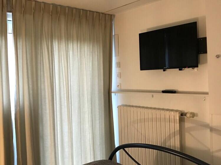 غرفة قياسية, Lavoisier