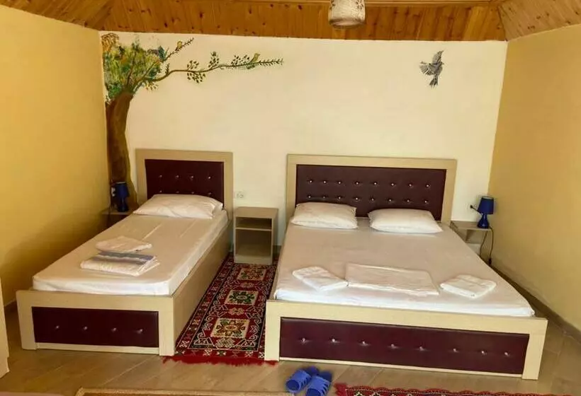 اتاق استاندارد چهار تخته, Rooms Merlika  Inside The Castle