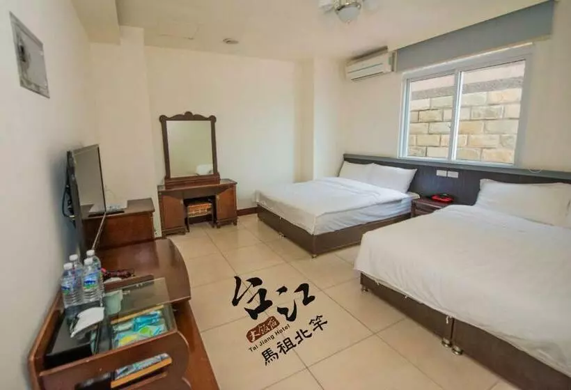 اتاق استاندارد چهار تخته, Taijing