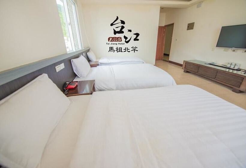 اتاق استاندارد سه نفره, Taijing