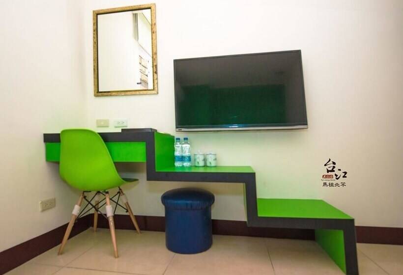 اتاق استاندارد چهار تخته, Taijing