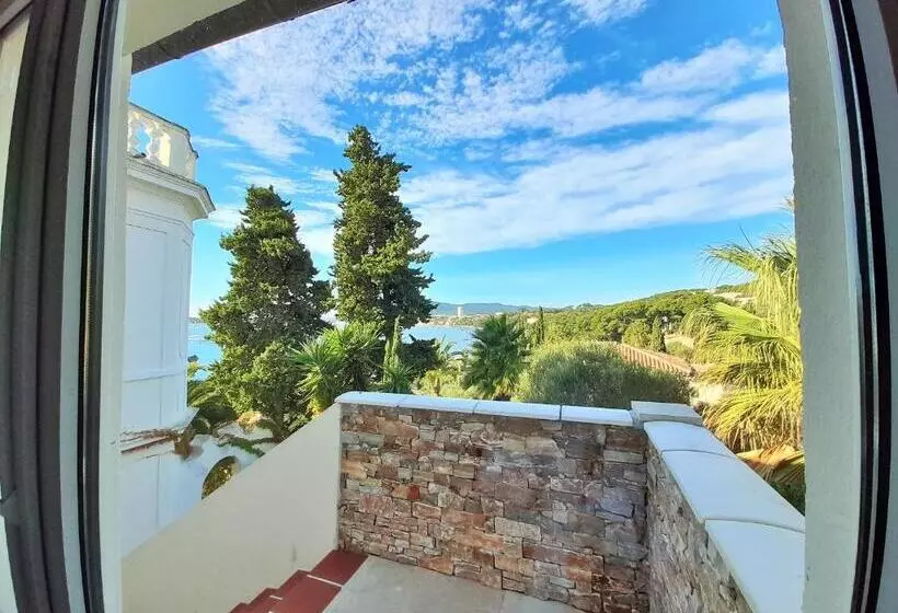 ファミリーステューディオ, Villa Chateau Les Terrasses, Tamaris, Vues Mer Exceptionnelles Au Calme, Mer Et Plage à 2mn à Pied