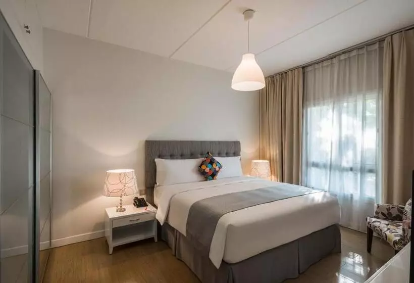 Villa 2 Makuuhuonetta, Alreem