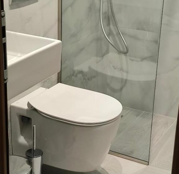 スタンダードトリプルルーム, Chicago