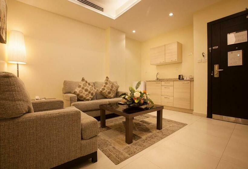 Люкс Повышенной Комфортности, Grand Lily Hotel Suites