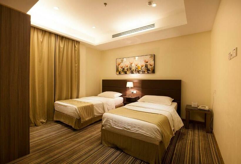 デラックススイート, Grand Lily Hotel Suites