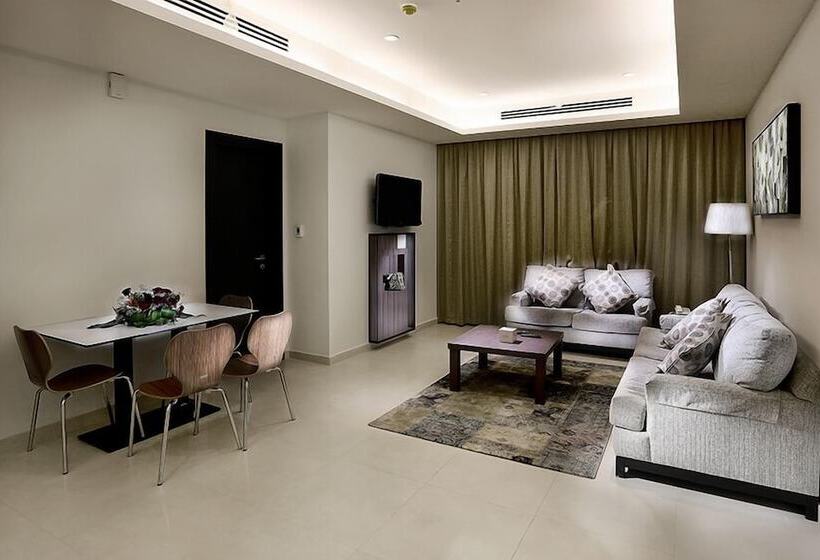 デラックススイート, Grand Lily Hotel Suites