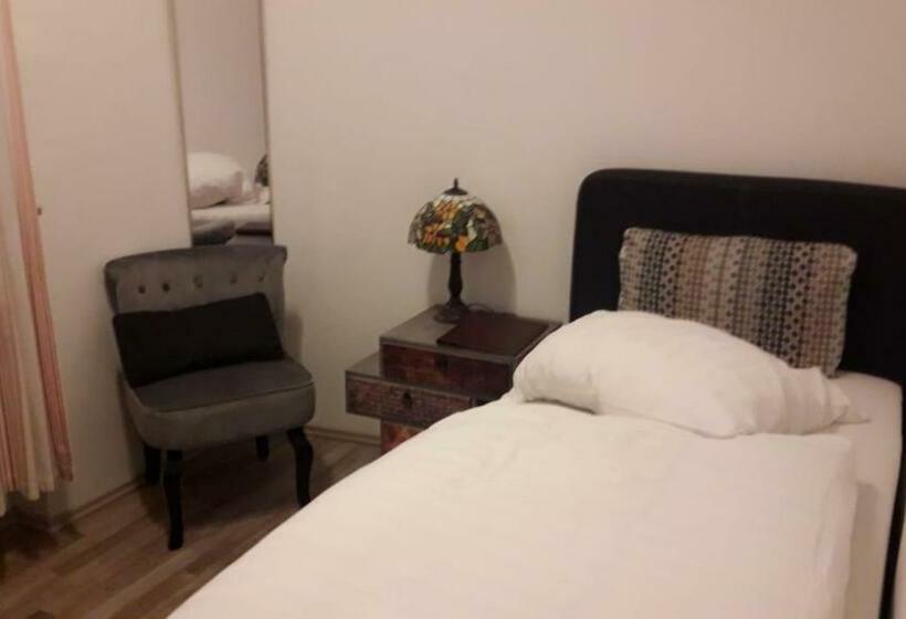 חדר סטנדרט יחיד, Gästehaus Köln