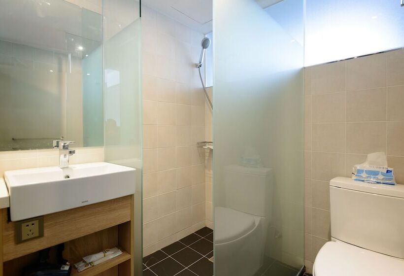 اتاق استاندارد سه نفره, H106 Hao Zhu Inn