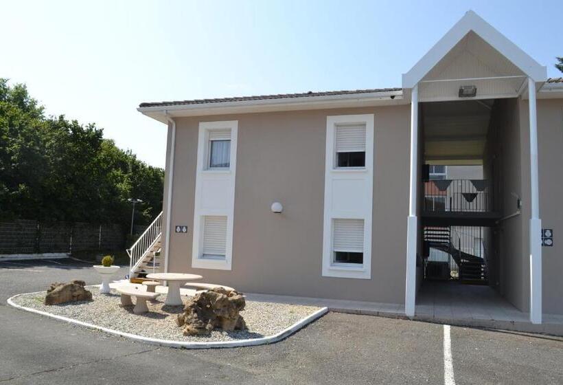 Четырехместный Номер Стандарт, Hôtel Formules Club 2