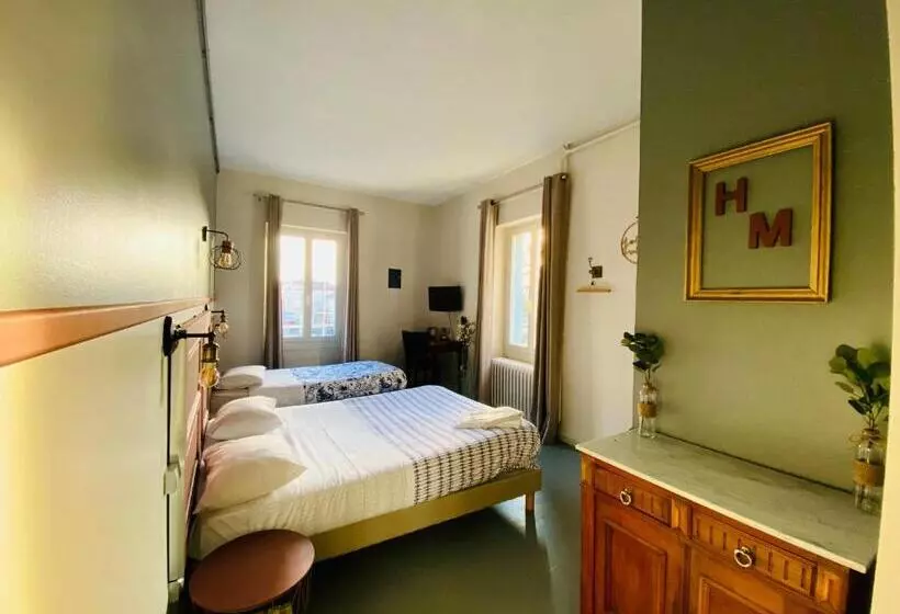 Standard Kolmen Hengen Huone, Le Midi Clermont Cournon