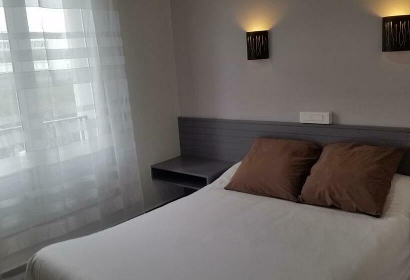 غرفة قياسية, Le Pasteur