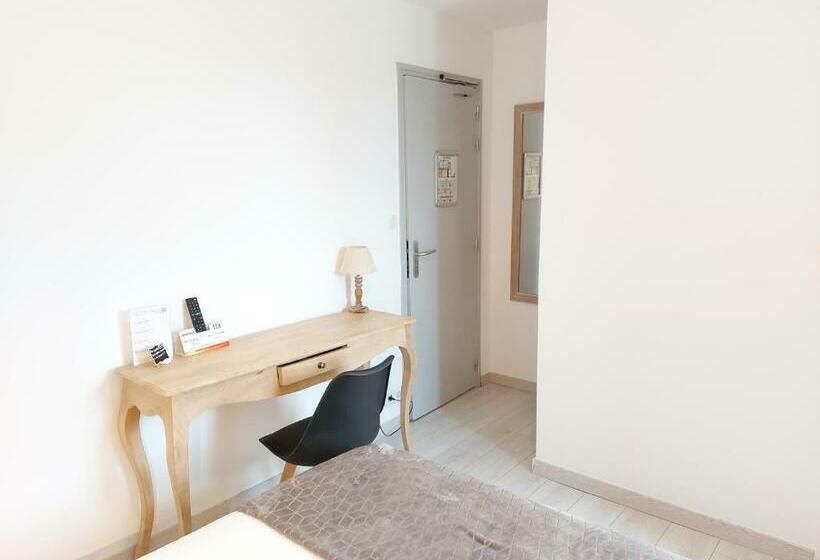 Номер Стандарт, Logis Hôtel Vannes Nord Le Clos Des Hortensias