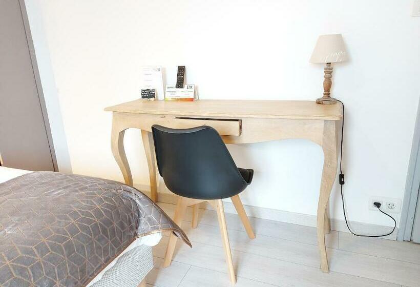 Номер Стандарт, Logis Hôtel Vannes Nord Le Clos Des Hortensias