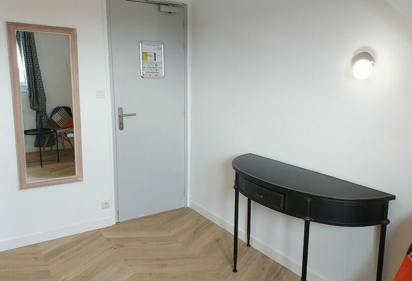 Номер Стандарт, Logis Hôtel Vannes Nord Le Clos Des Hortensias