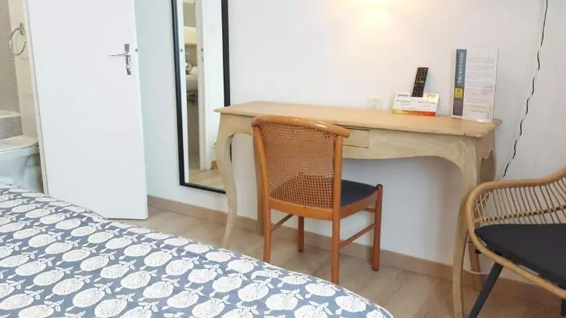 スタンダードルーム, Logis Hôtel Vannes Nord Le Clos Des Hortensias