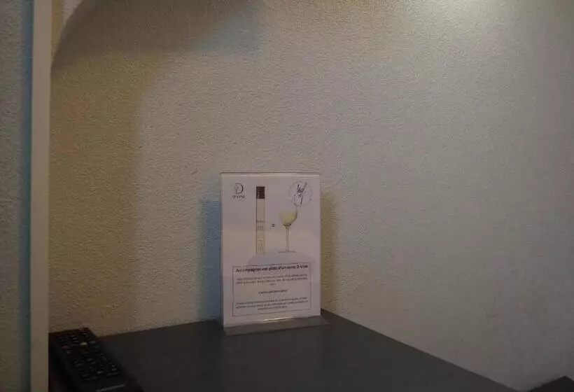 ベーシックルーム, Logis Hôtel Vannes Nord Le Clos Des Hortensias