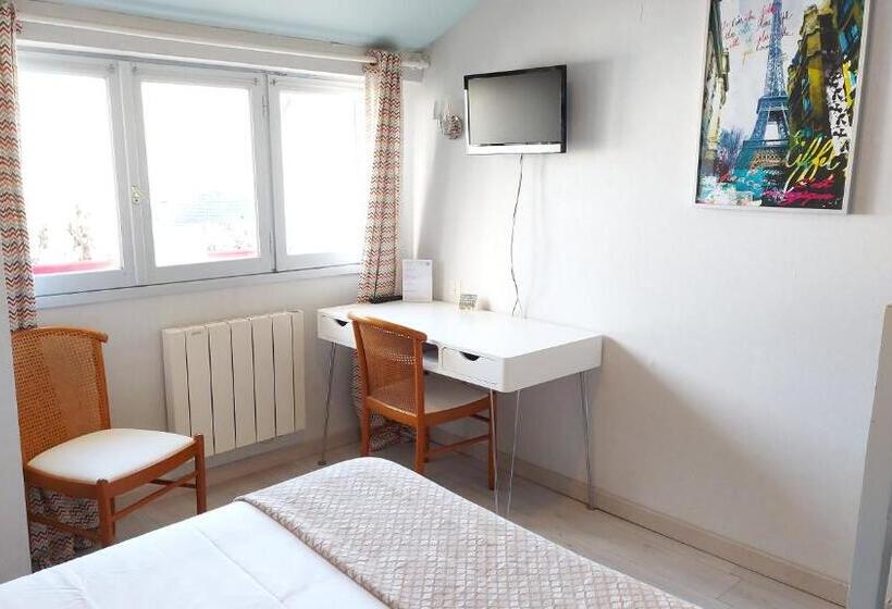 Номер Стандарт Трехместный, Logis Hôtel Vannes Nord Le Clos Des Hortensias