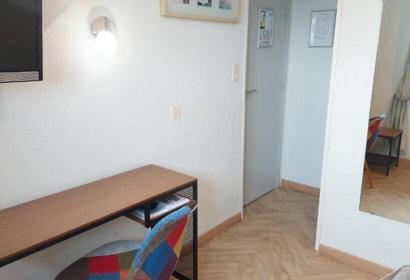 Номер Basic, Logis Hôtel Vannes Nord Le Clos Des Hortensias