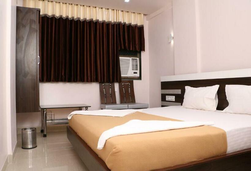 Pokój Deluxe, Regency Vasai