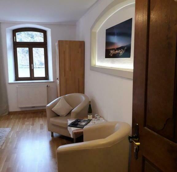 Номер Стандарт Вид на Реку, Weingut  Moselloreley