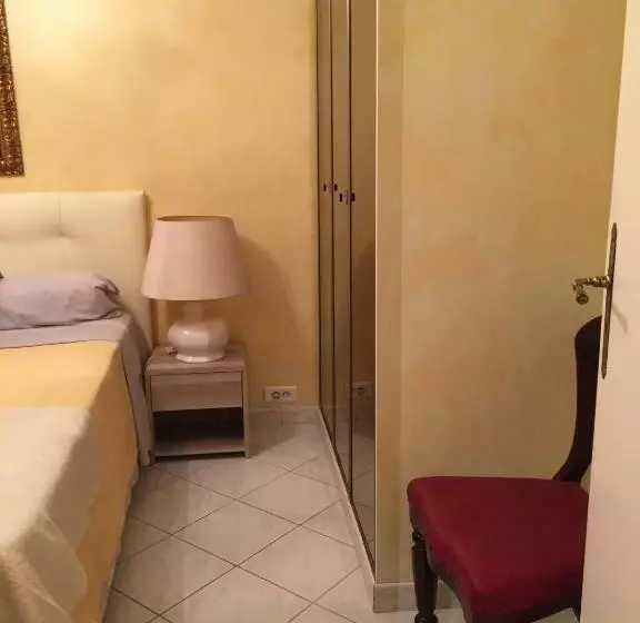 Sviitti Puutarhanäkymä, Villa Manù B&b Chambre D'hote