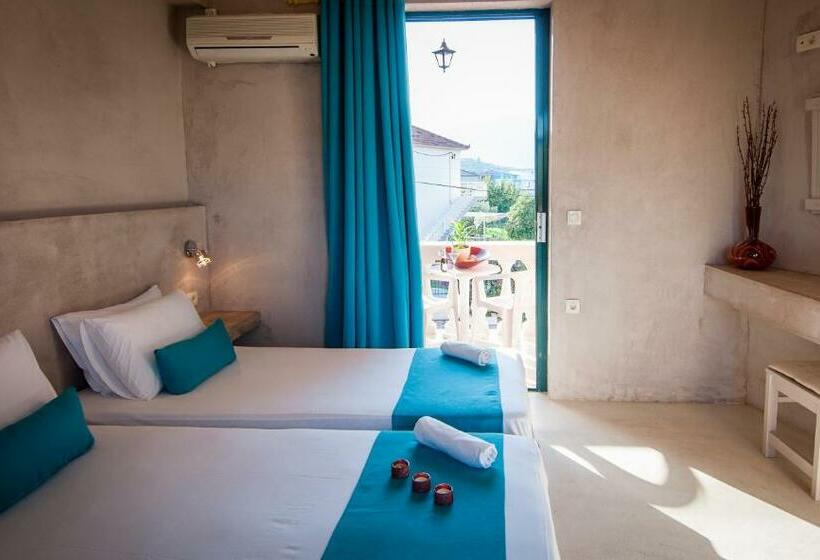 استودیوی استاندارد, Zante Nest Studios & Apartments